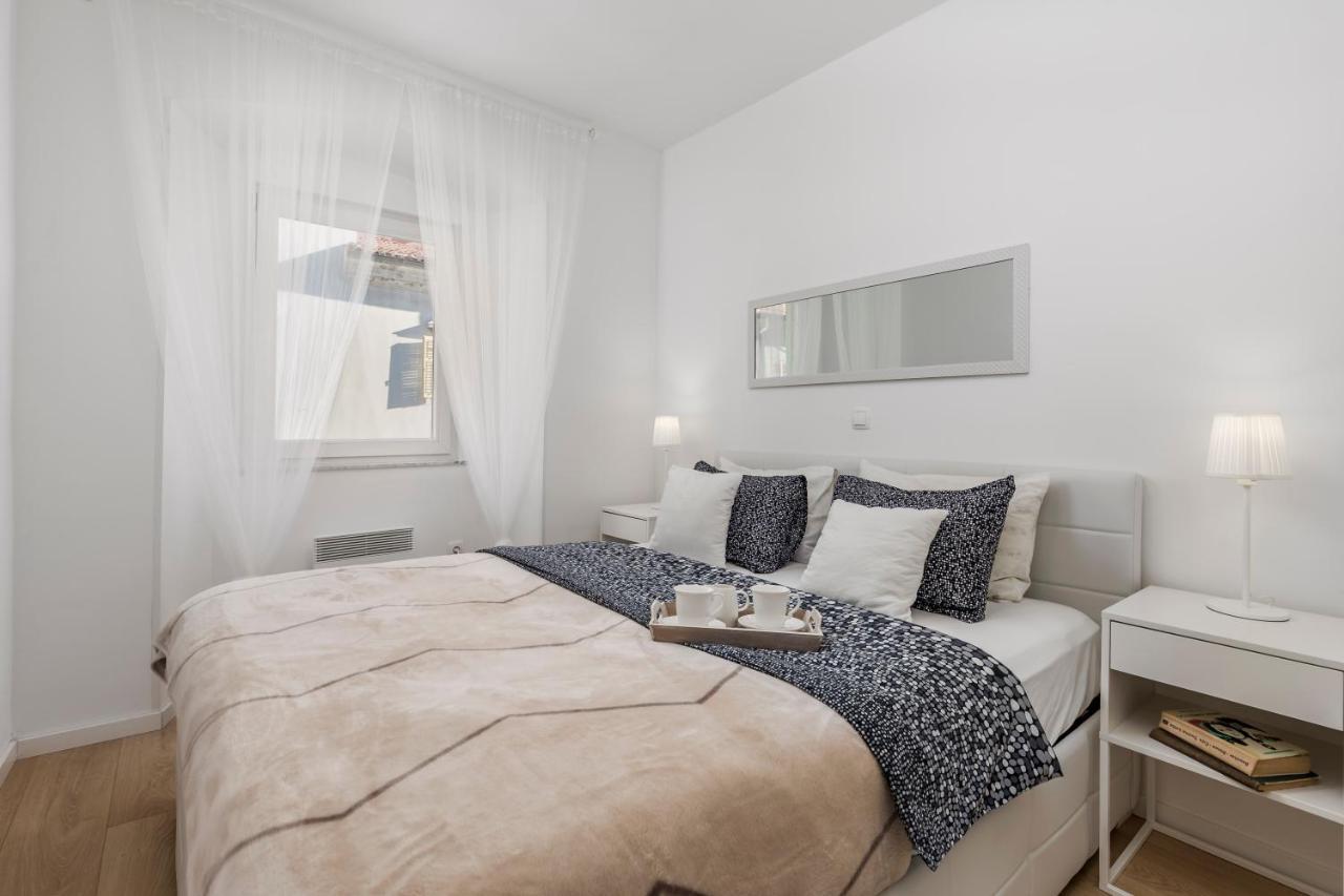 Apartment Opa Gold Рийека Екстериор снимка