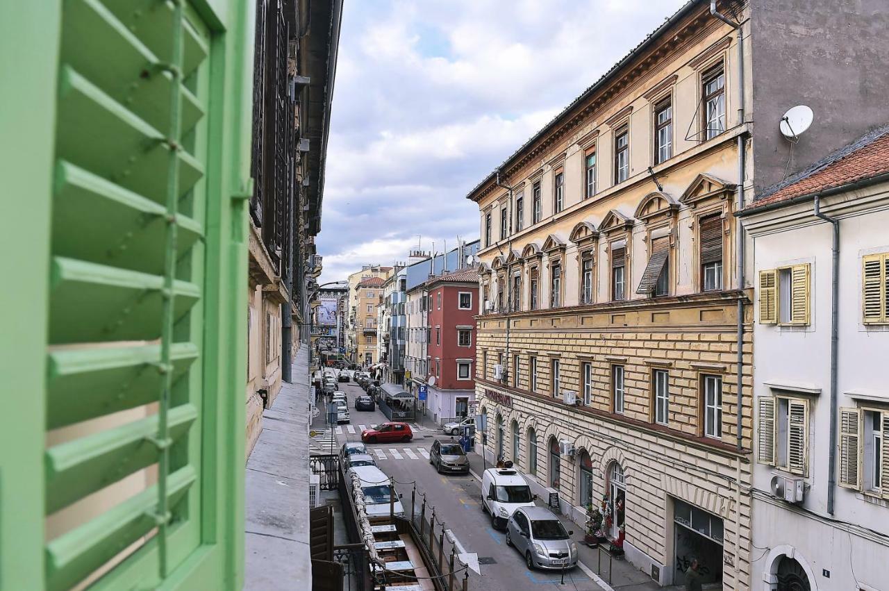 Apartment Opa Gold Рийека Екстериор снимка